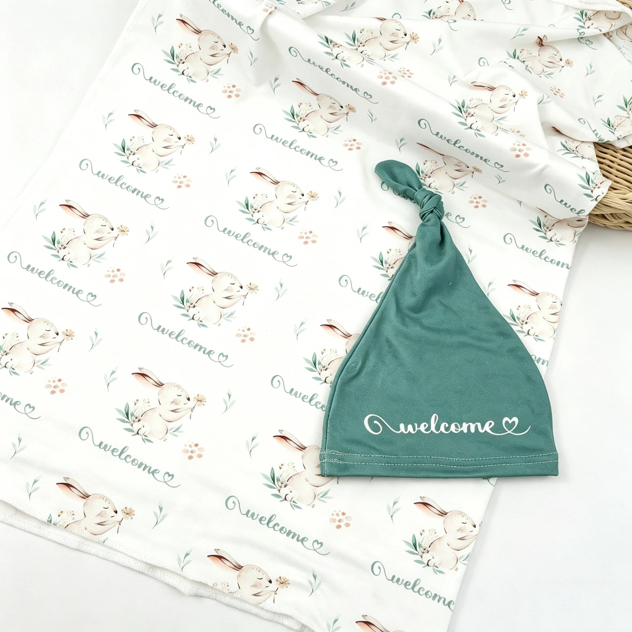 Newborn Photography Swaddle Wrap with Hat
